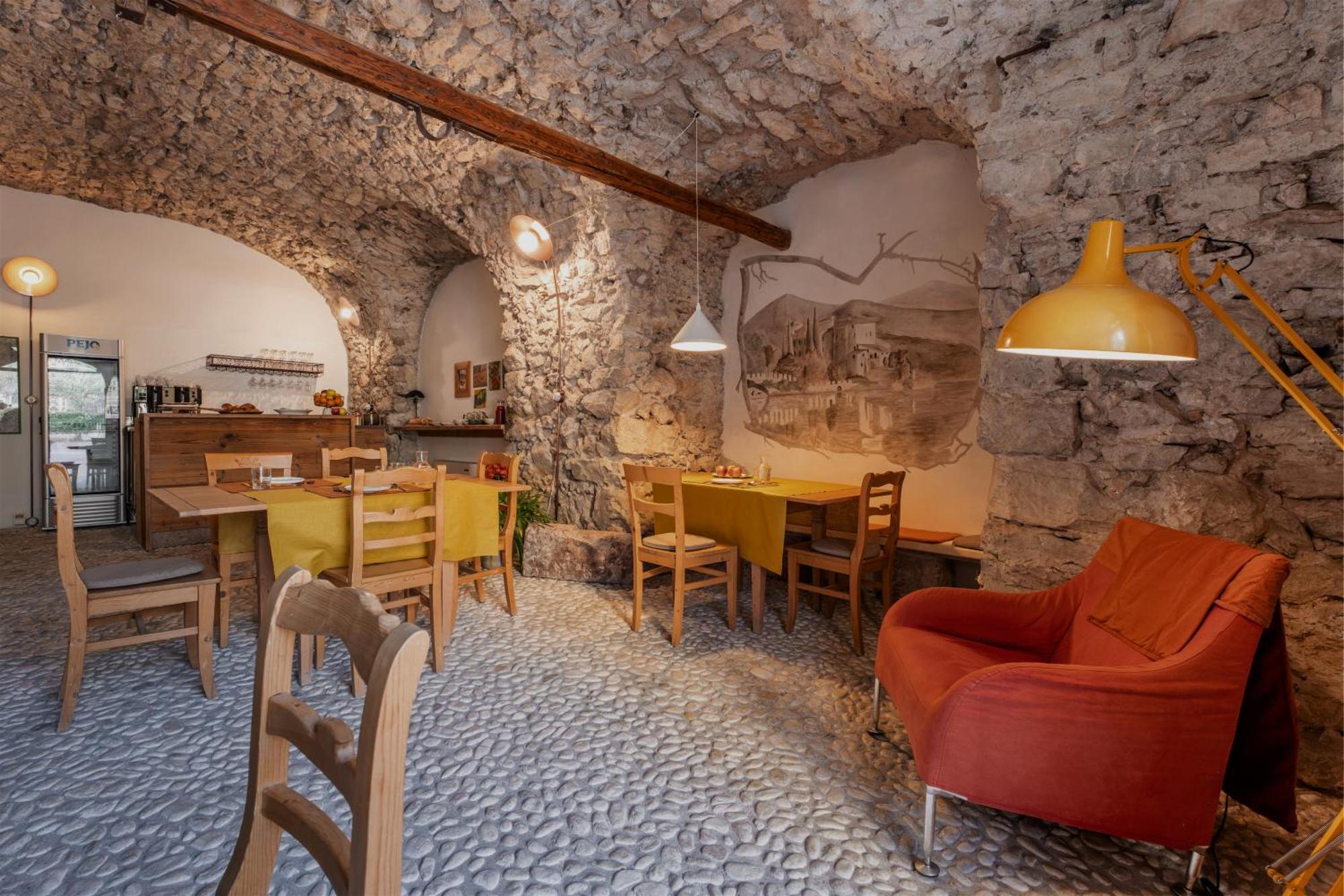 Pietra Rara Apartments Пьетрамурата Экстерьер фото
